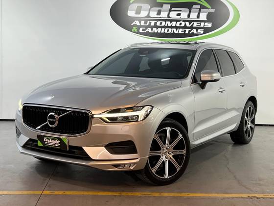 VOLVO XC60 2.0 D5 DIESEL MOMENTUM AWD GEARTRONIC VOLVO XC60 2.0 D5 DIESEL MOMENTUM AWD GEARTRONIC